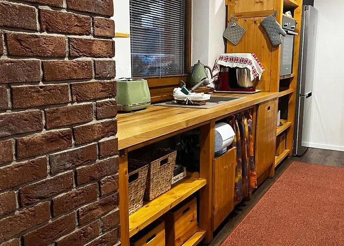 Cozy Getaway With In Nature Stankovany