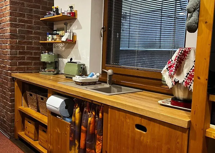 Cozy Getaway With In Nature